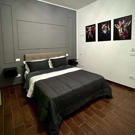Enotria Bnb Acomodação com café da manhã Reggio di Calabria Exterior foto